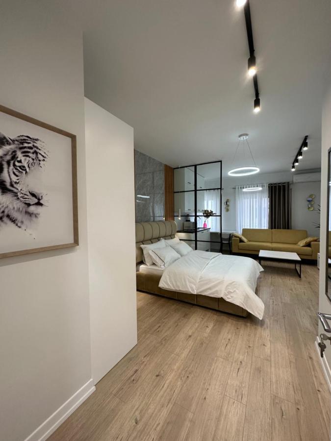 Intercontinental Apartments Tirana City Center Eksteriør billede